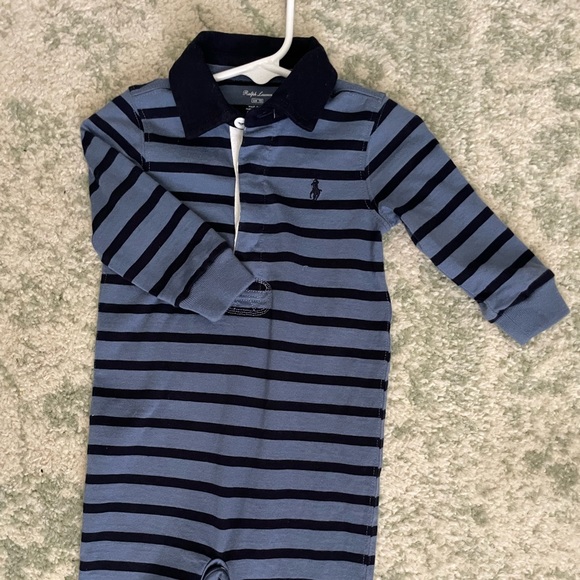 Ralph Lauren baby Polo Romper. - Picture 1 of 2